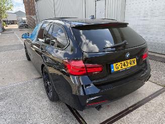 BMW 3-serie 318i M-Sport Panoramadak H/K Leer picture 5