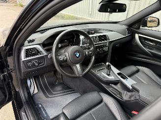 BMW 3-serie 318i M-Sport Panoramadak H/K Leer picture 12