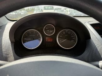 Peugeot 206+ 1.1 XR picture 13