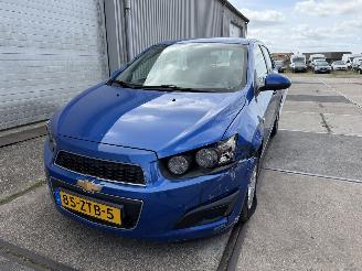 skadebil auto Chevrolet Aveo 1.2 LT 2013/1