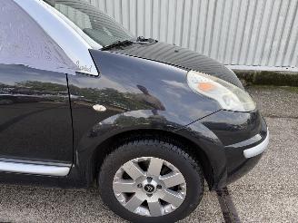 Citroën C3 Pluriel 1.4i Soleil picture 3