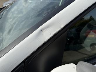 Mercedes B-klasse 220d Ambition Automaat picture 3