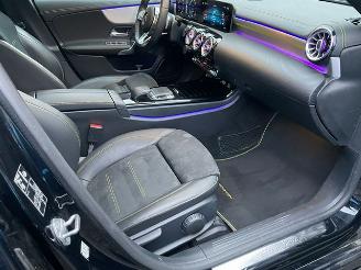 Mercedes A-klasse 180 d AMG LINE EDITION PANO NAVI NIGHT picture 10