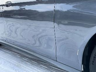 Mercedes E-klasse 220 d AMG LINE PANO NIGHT BURMESTER 360 picture 19