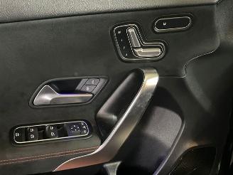 Mercedes A-klasse 180 d AMG LINE PANO NIGHT CAMERA NAVI LED picture 13