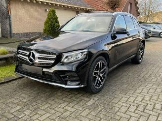 Unfallwagen Mercedes GLC 220 d 4MATIC AMG LINE NAVI CAMERA PDC 2019/4