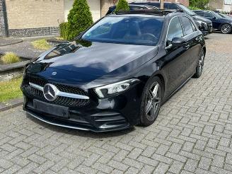 skadebil auto Mercedes A-klasse 180 d AMG LINE PANORAMADAK NAVI CAMERA 2018/9