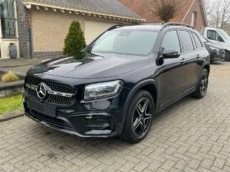 Voiture accidenté Mercedes GLB 200 AMG LINE NIGHT CAMERA NAVI LED 2024/8