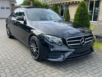 Mercedes E-klasse 220 d AMG LINE PANO NIGHT WIDESCREEN picture 4