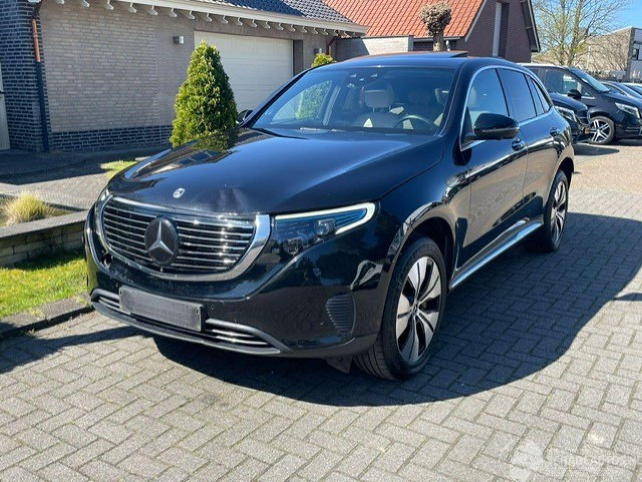 Mercedes EQC 400 4MATIC NAVI CAMERA LEDER LED