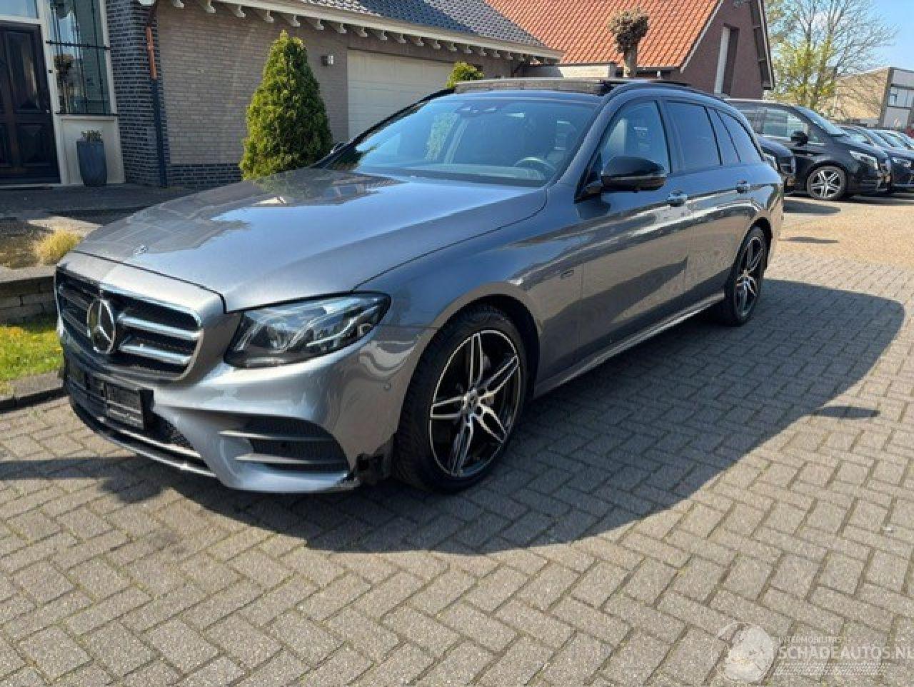 Mercedes E-klasse 300 de AMG LINE PANO WIDESCREEN NIGHT