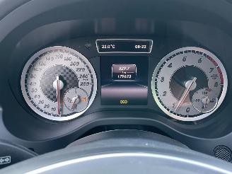 Mercedes A-klasse 200 URBAN NAVI PDC BI XENON picture 10