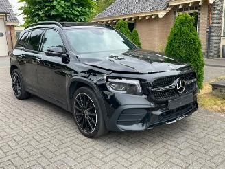 Mercedes GLB 200 d AMG LINE 7 PERS PANO NAVI CAMERA picture 4