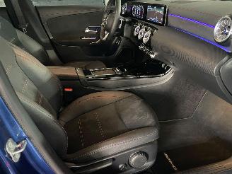 Mercedes Cla-klasse 200 AMG LINE PANO CAMERA NAVI LED picture 11