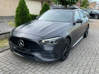 krockskadad bil auto Mercedes C-klasse 300 e AMG LINE PANO CAMERA NAVI LED 2022/1