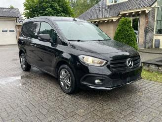 uszkodzony samochody ciężarowe Mercedes Citan 110 CDI AUTOMAAT PDC CAMERA 2025/2
