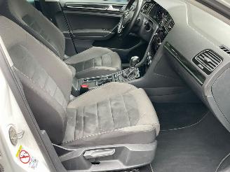 Volkswagen Golf 1.5 TSI DSG PANO CAMERA NAVI picture 11