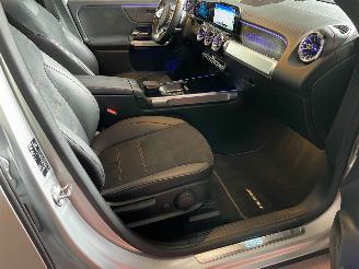 Mercedes EQB 300 4MATIC PANO LED NAVI CAMERA picture 12