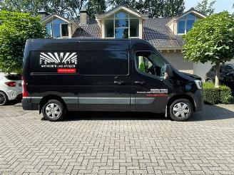krockskadad bil bedrijf Renault Master III 2.3 dCi  L2H2  NAVI CAMERA 2022/11