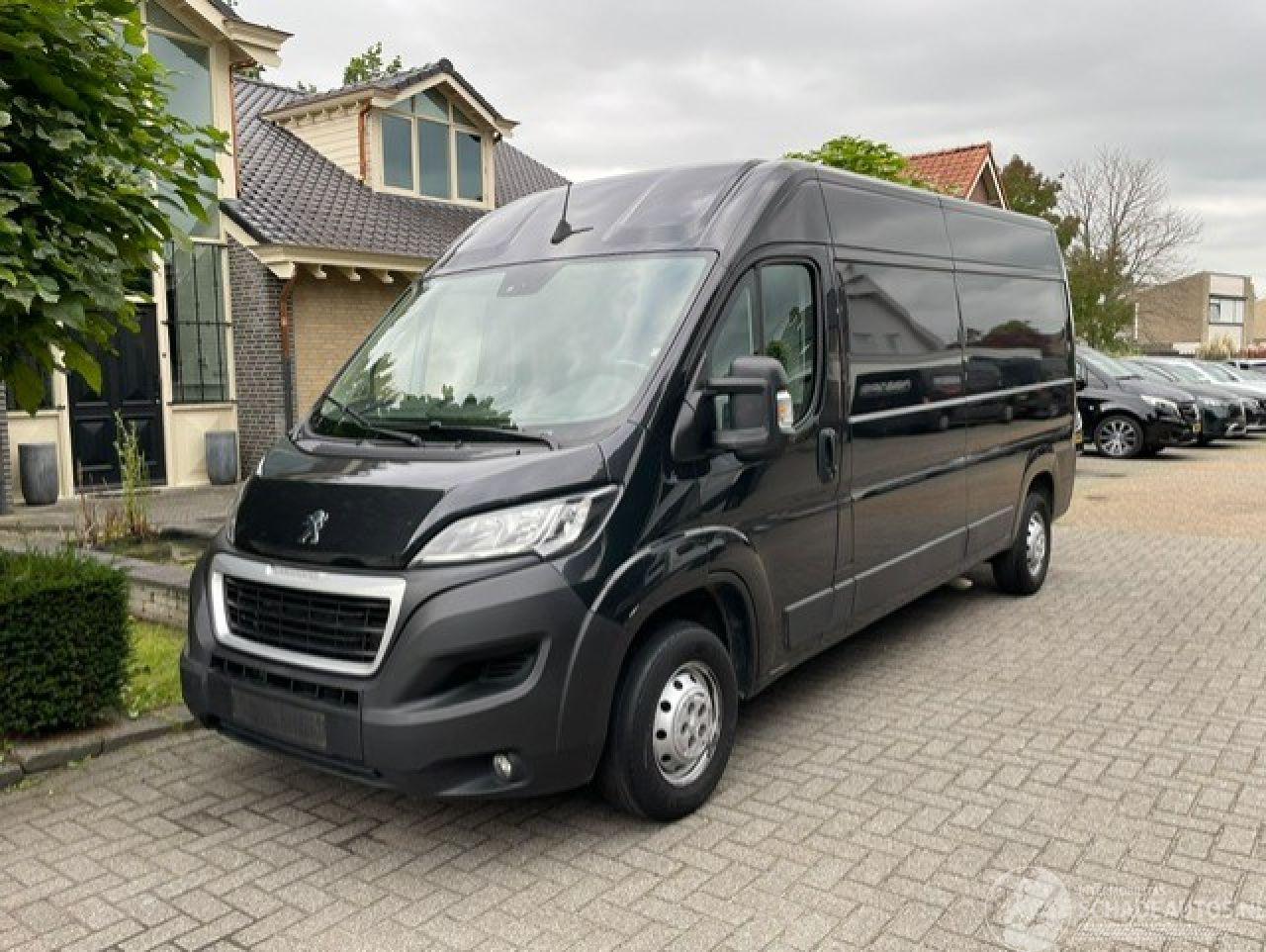 Peugeot Boxer 2.2 BlueHDi 121 kw L3H2 AIRCO