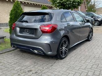 Mercedes A-klasse 180 d AMG LINE NAVI PDC picture 3