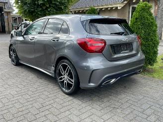 Mercedes A-klasse 180 d AMG LINE NAVI PDC picture 6