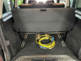 Mercedes  EQV 300 LANG NAVI LED CAMERA 5 SITZ picture 13