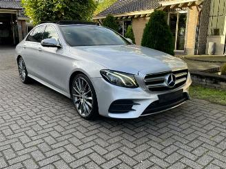Damaged car Mercedes E-klasse 220 d AMG LINE PANO NAVI CAMERA LED 2016/5