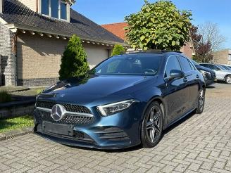 Unfallwagen Mercedes A-klasse 200 AMG LINE PANO LED NAVI CAMERA 2021/7