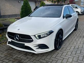 Mercedes A-klasse 200 d AMG LINE PANO LED NAVI CAMERA picture 4