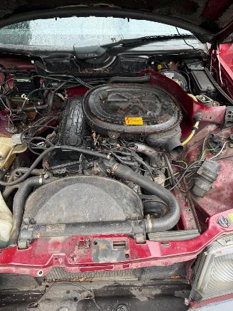 Sloopauto Mercedes 200-serie 230 E 1986/1