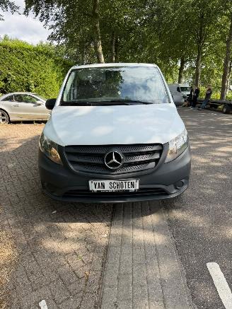 skadebil bedrijf Mercedes Vito VITO 114 CDI 2015/5
