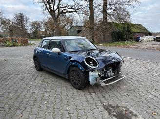 Mini Cooper AUTOMAAT 1.5 SPORT NAVI LEER CLIMA CAMERA B.J 07-2021 FULL OPTIONS picture 3