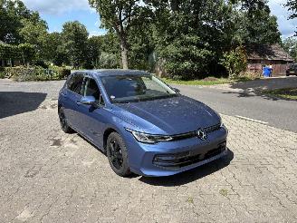 Damaged car Volkswagen Golf FACELIFT 8,5 EDITION 1.5 NAVI CLIMA VIRT CAMERA LED B.J 12-2025 2024/12