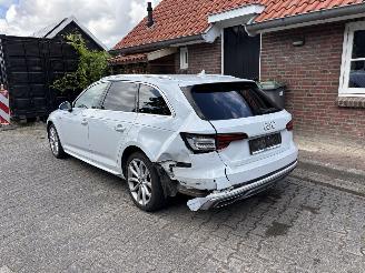 Audi A4 Avant HYBRIDE 2.0 S LIne AUTOMAAT NAVI CLIMA LED CRUISE B.J 06-2019 picture 19