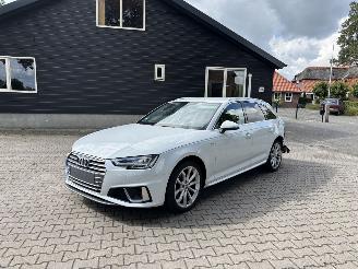 Vaurioauto  passenger cars Audi A4 AVANT AUTOMAAT 2.0 S Line NAVI CLIMA LED CRUISE B.J 06-2019 2019/6