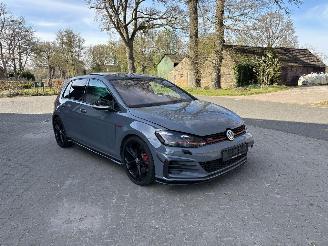 Damaged car Volkswagen Golf GTI TCR SPECIAL EDITION PANO LEER NAVI CLIMA VIRT DASH B.J 2019 2019/7