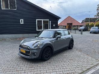skadebil auto Mini One 1.5 EDITION CLIMA ABS STOELVERWARMING 3-drs B.J 2018 2018/7