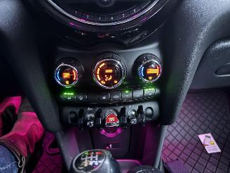 Mini  EDITION CLIMA ABS PDC STOELVERWARMING B.J 11-2018 SCHROEFSCHADE picture 12