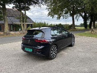 Volkswagen Golf 8 PANORAMADAK 1.5 STYLE 130 PK NAVI CLIMA VIRT DASH 18 INCH B.J 2023 picture 4