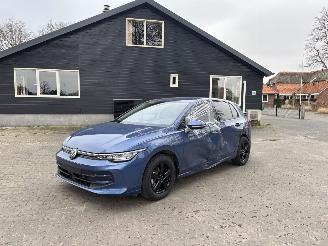 Schadeauto Volkswagen Golf 8.5 FACELIFT 1.5 NAVI CLIMA CAMERA LED VIRT DASH B.J 12-2024 2024/12