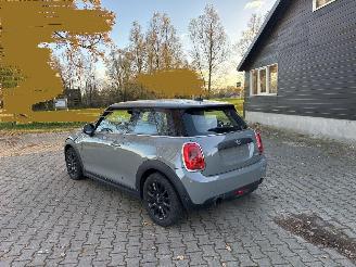Mini  1.5 EDITION CLIMA ABS PDC STOELVERWARMING B.J 11-2018 picture 4