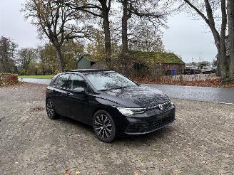 Auto incidentate Volkswagen Golf 8 PANORAMADAK 1.5 STYLE 130 PK NAVI CLIMA VIRT DASH 18 INCH B.J 2023 2023/4