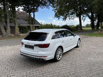 Audi A4 Avant 2.0 S-LINE AUTOMAAT SPORT NAVI CLIMA LED PDC B.J 06-2019 picture 2