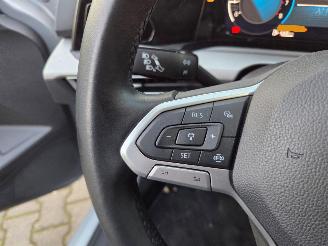 Volkswagen Golf 8 TSI 110 PK NAVI CLIMA CAMERA LED B.J 05-2022 picture 16