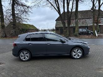 Volkswagen Golf 8.5 ETSI 1.5 HYBRIDE AUTOMAAT NAVI CLIMA CAMERA LED VIRT DASH TREKHAAK B.J 12-2024 picture 6