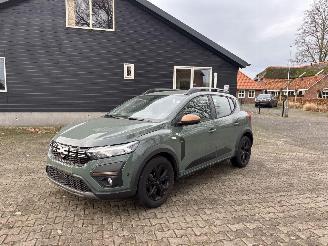 Damaged car Dacia Sandero STEPWAY 110 PK EXTREEM NAVI CLIMA CAMERA LED B.J 2024 FACELIFT 2024/4