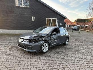  Volkswagen Golf FACELIFT 8.5 ETSI 1.5 HYBRIDE AUTOMAAT NAVI CLIMA CAMERA LED VIRT DASH TREKHAAK B.J 12-2024 2024/12