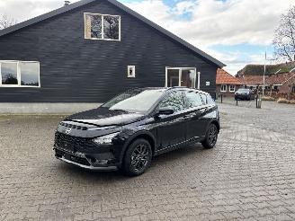 skadebil auto Hyundai Bayon AUTOMAAT 1.0 T-GDI AIRCO CAMERA B.J 2025 schroefschade 2025/11