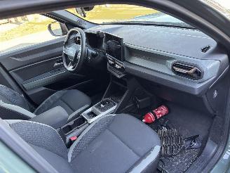 Dacia Duster AUTOMAAT HYBRIDE NAVI CLIMA CAMERA PDC LED B.J 12-2024 picture 9